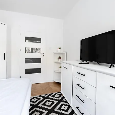 Elegant 3City Apartment In Gdansk With Parking By Noclegi Renters Exterior foto