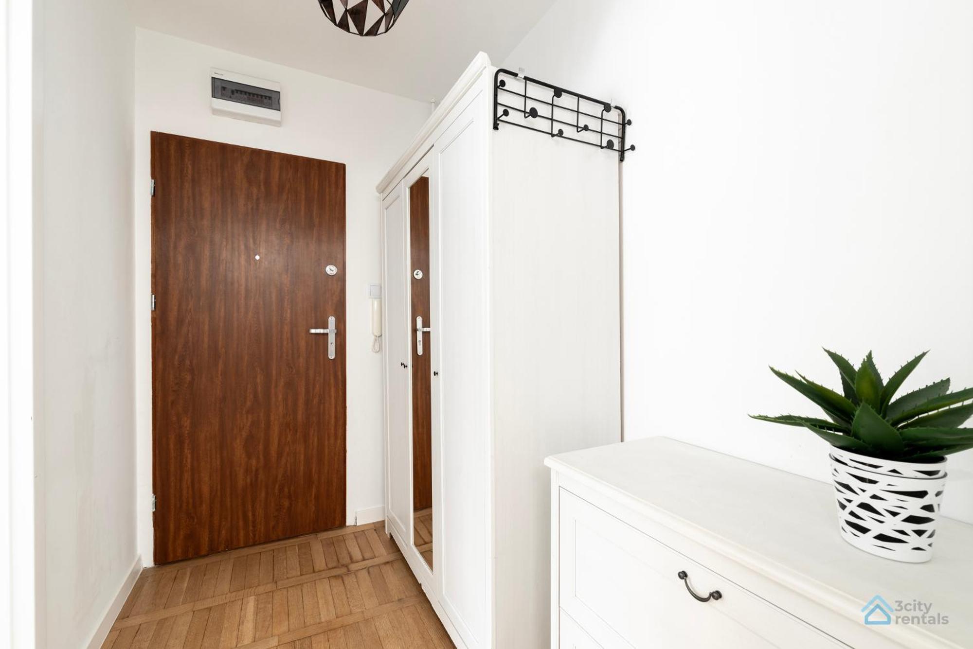 Elegant 3city In With Parking By Renters *
